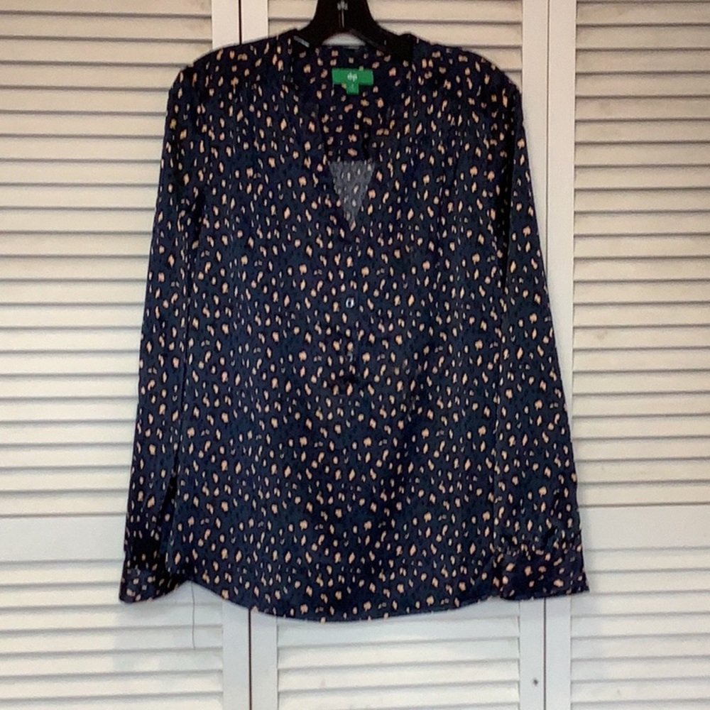Dip woman’s navy and yellow blouse